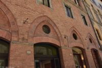 Siena-Bogen - ein spezielles architektonisches Stilelement