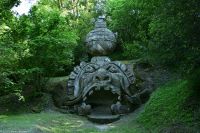 Bomarzo - Sacro Bosco - Historischer Park der Ungeheuer (16. Jh.) - einer der ersten Besucher nach der Wiederentdeckung im 20. Jh. war Salvador Dali