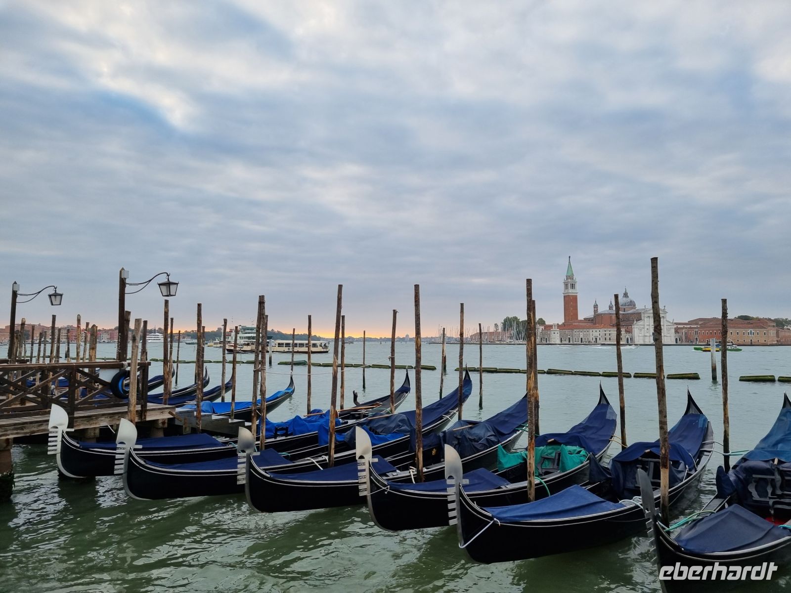 ...am Markusplatz (Piazza San Marco)