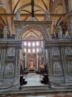 Frarikirche (Santa Maria Gloriosa dei Frari) - Blick zum Chor