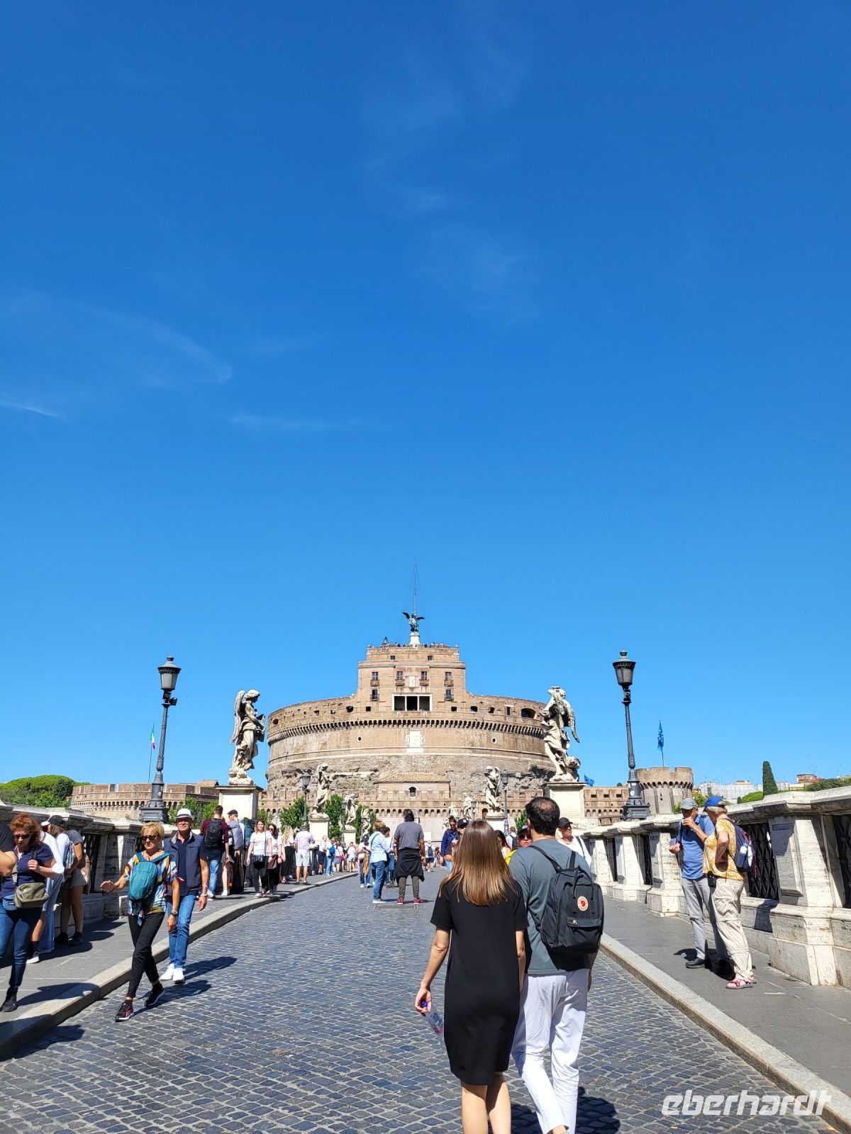 Auf der Engelsbrücke mit Blick zur Engelsburg
