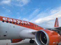 Ankunft unserer easyJet-Maschine am Flughafen BER