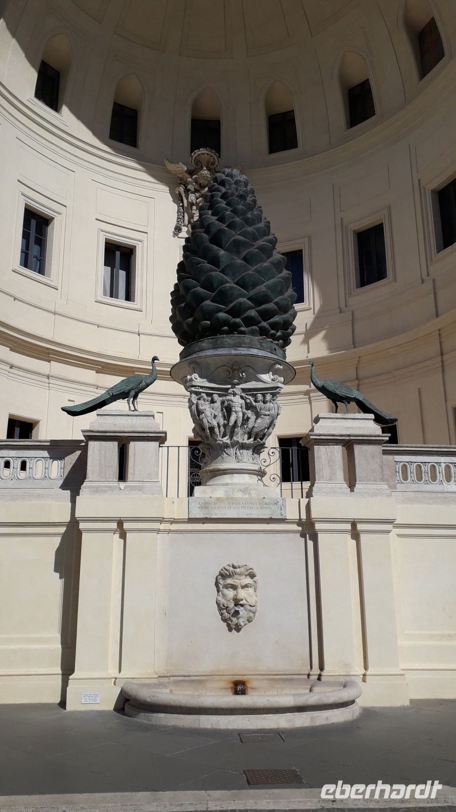 Der Cortile della Pigna im Vatikan