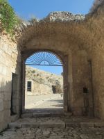 Apulien-Kloster Pulsano - das Tor.JPG