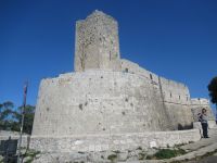 Monte San Angelo - Castello Normano.JPG