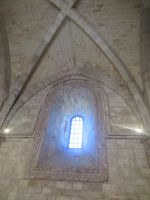 Castel del Monte - Blick vom schmalen Fenster.JPG