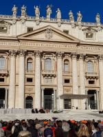 Papst Audienz am Petersplatz 