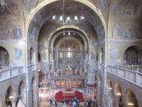 Hauptschiff Marcusbasilika