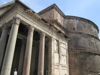das Pantheon, ein gewaltiges Bauwerk