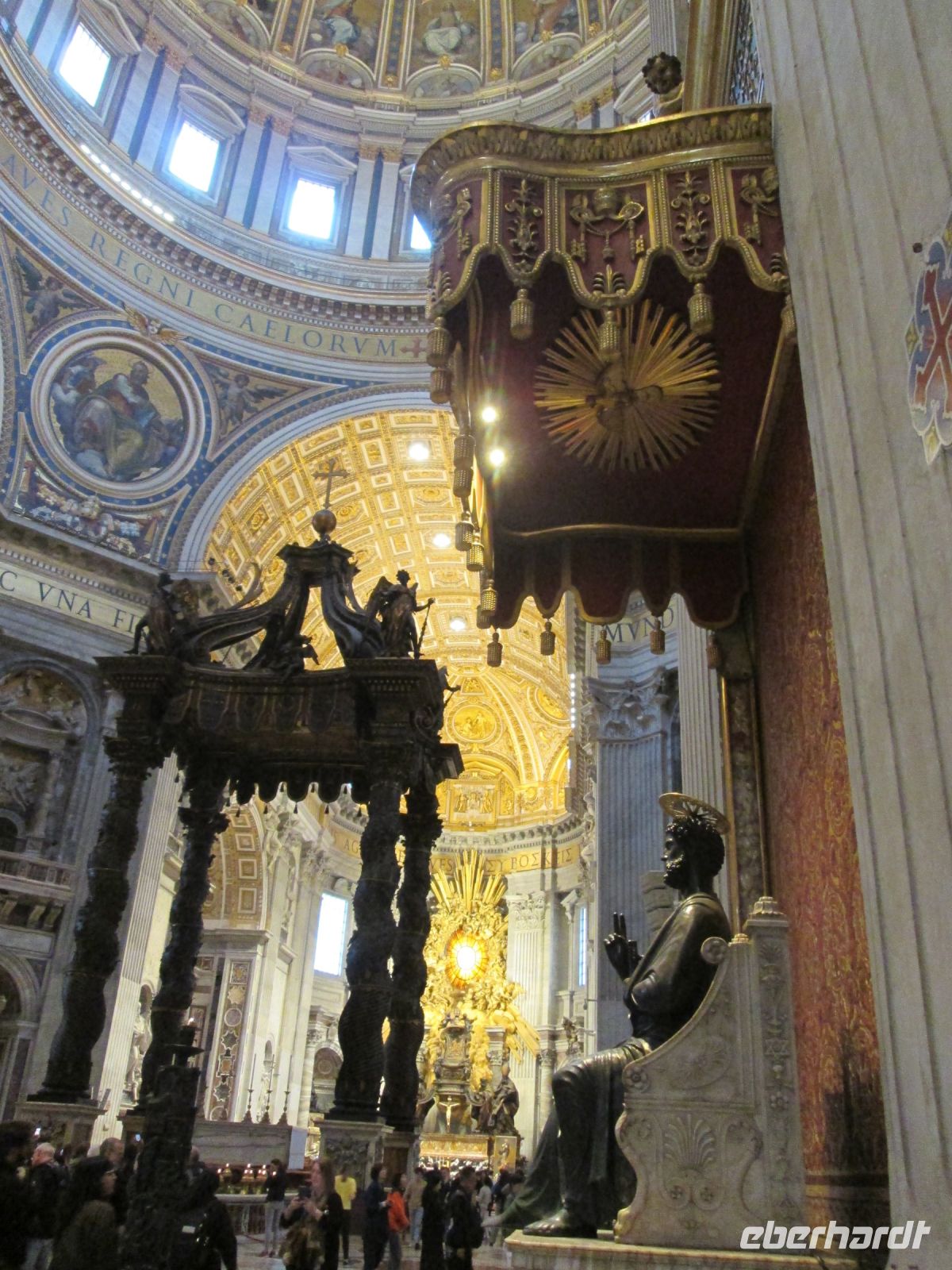 Petersdom: Statue des Heiligen Petrus