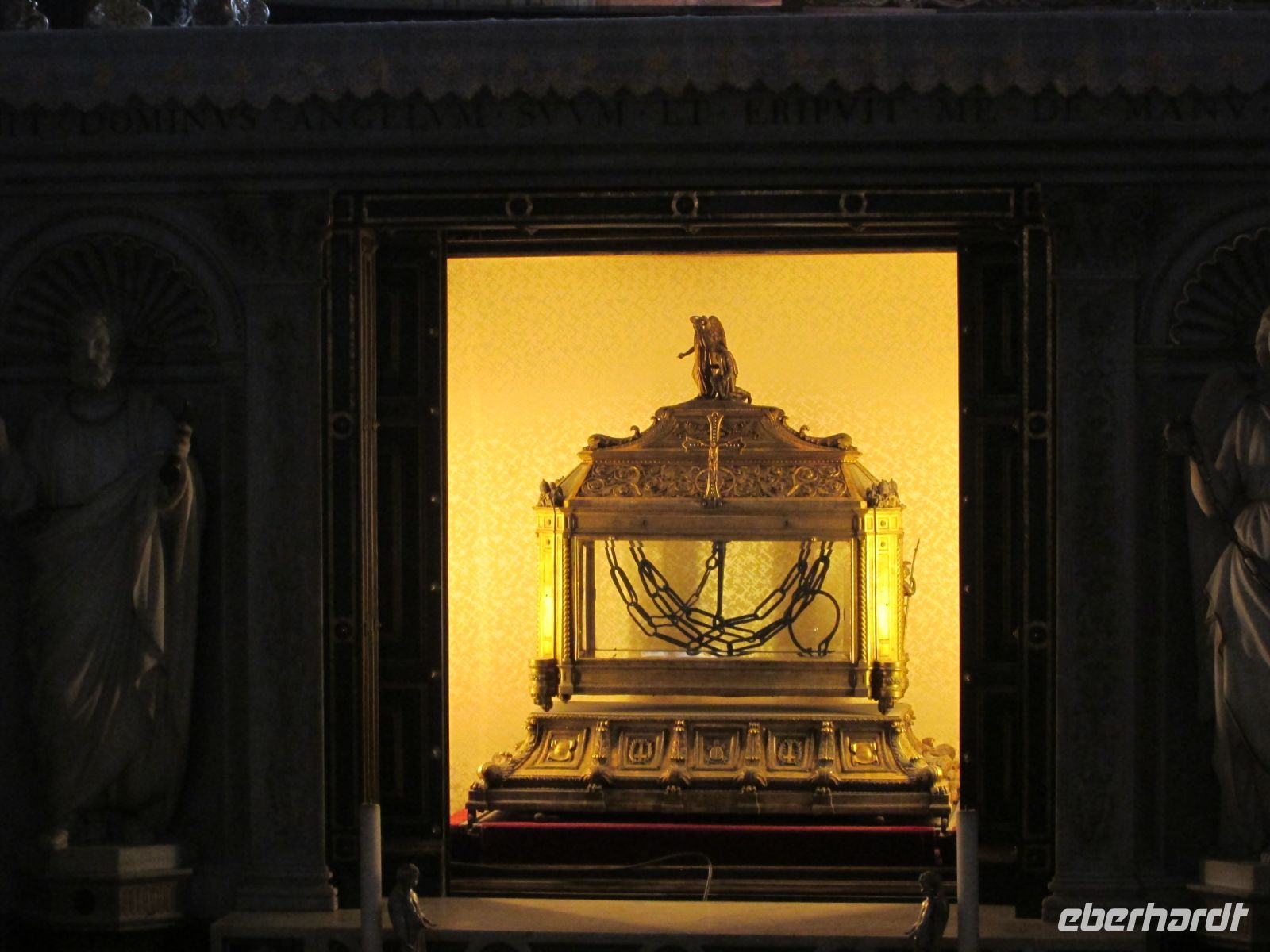 San Pietro in Vincoli: Ketten