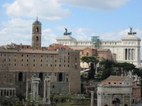 Rathaus und Viktor Emanuelsdenkmal