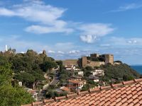 7. Reisetag – Fotostopp in Castiglione della Pescaia mit Blick auf die Altstadt