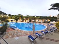Der Pool unseres Hotels in Vieste