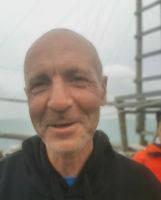 Ihm gehört eines der Trabucci und er erklärt uns, wie so ein Holzgestell funktioniert