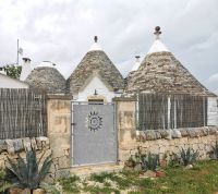 Trulli bei Cisternino im Valle D Itra