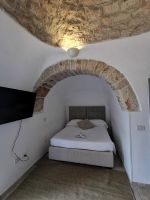 Ein zum Ferienzimmer umgebautes Trulli 