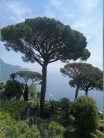 Blick von der Gartenanlage der Villa Rufolo in Ravello