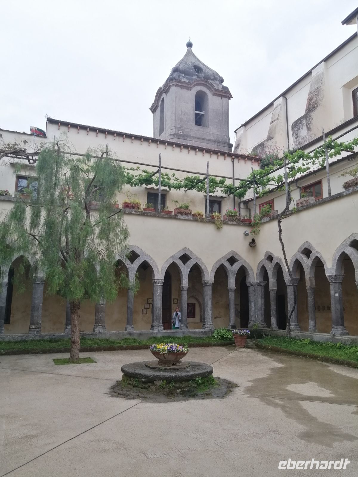 Kreuzgang der Kirche des Heiligen Franziskus in Sorrent