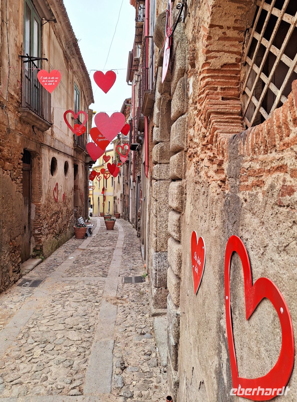 041 Kalabrien Nicotera Die Straße der Liebe zum Muttertag