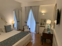 Zimmerbeispiel im Hotel Villa Romana in Minori
