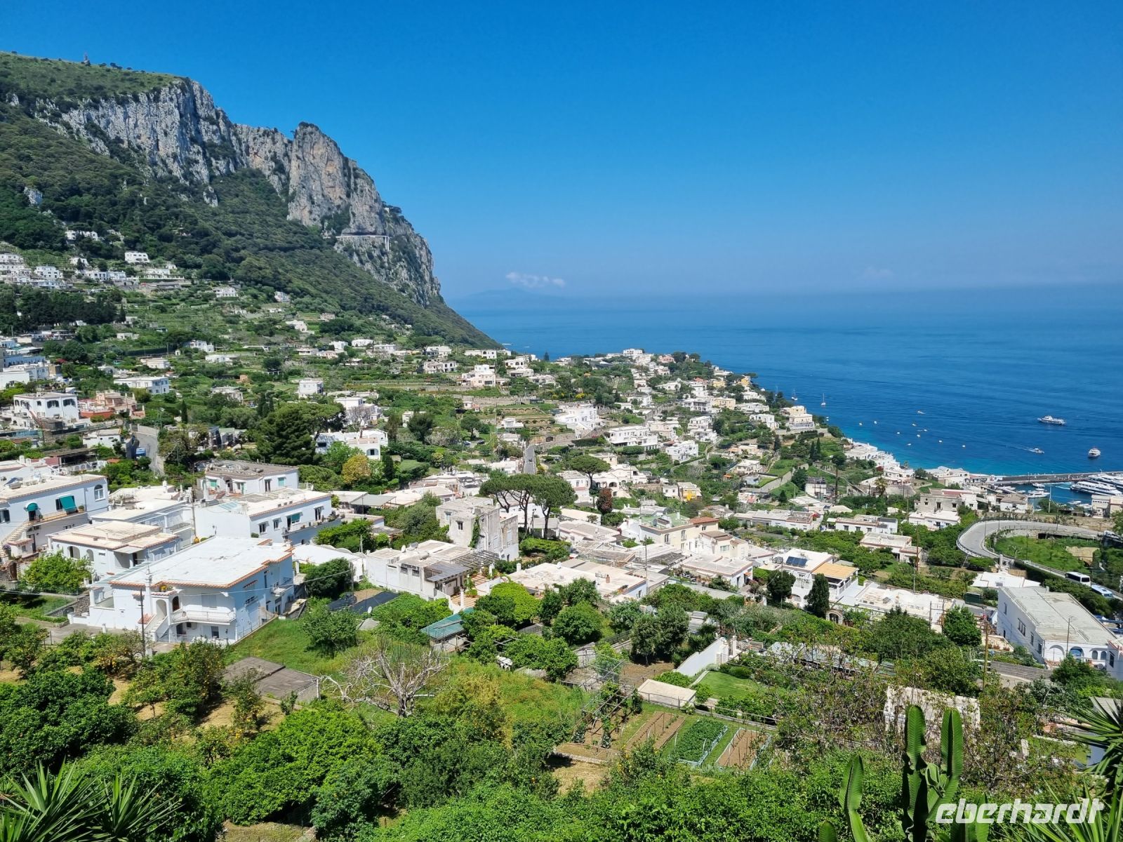 Blick von Capri-Zentrum...