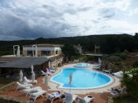 P13Das Hotel Stelle Marine ist eine hübsche Anlage mit Dorfcharakter. Wie der Pool …