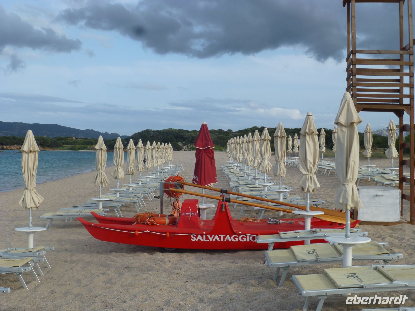 Mit diesem Ruderboot würde man gerettet werden. 
