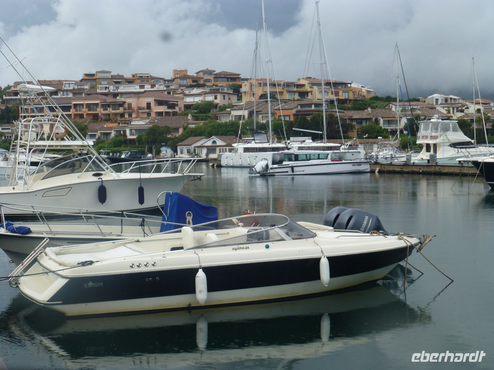 Hafen und Ort von Porto Rotondo sind malerisch.