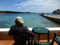 Unsere Reiseleiterin Anja holt auch kurz Luft, bevor es weitergeht.