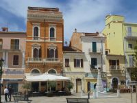 Ein Kulissenbild – jeder baute, was das Vermögen hergab.