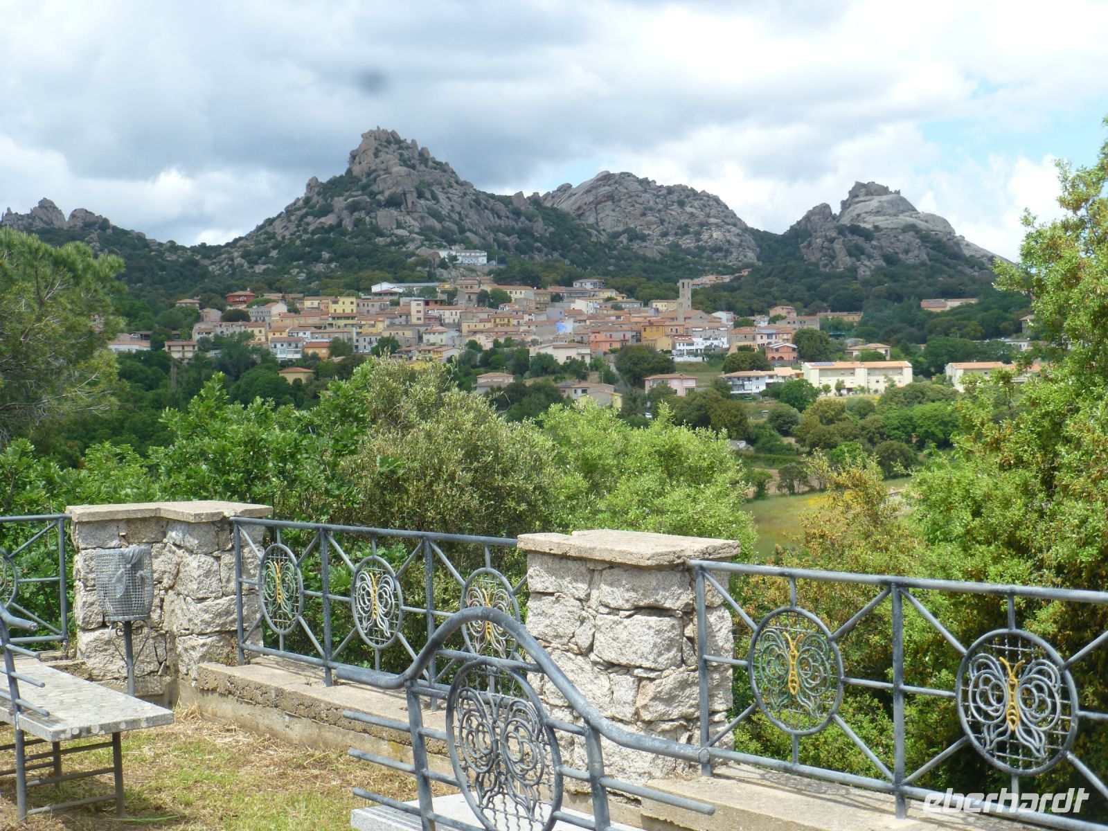 Ein Blick noch in die Landschaft der Gallura, bevor das nächste Erlebnis lockt. 