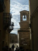 Wegweiser geben Orientierung in diesem Labyrinth. 