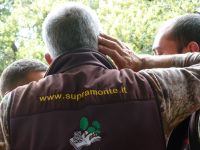 Typischer A-Capella-Gesang, der auch von jungen Männern in der Kneipe angestimmt wird. 