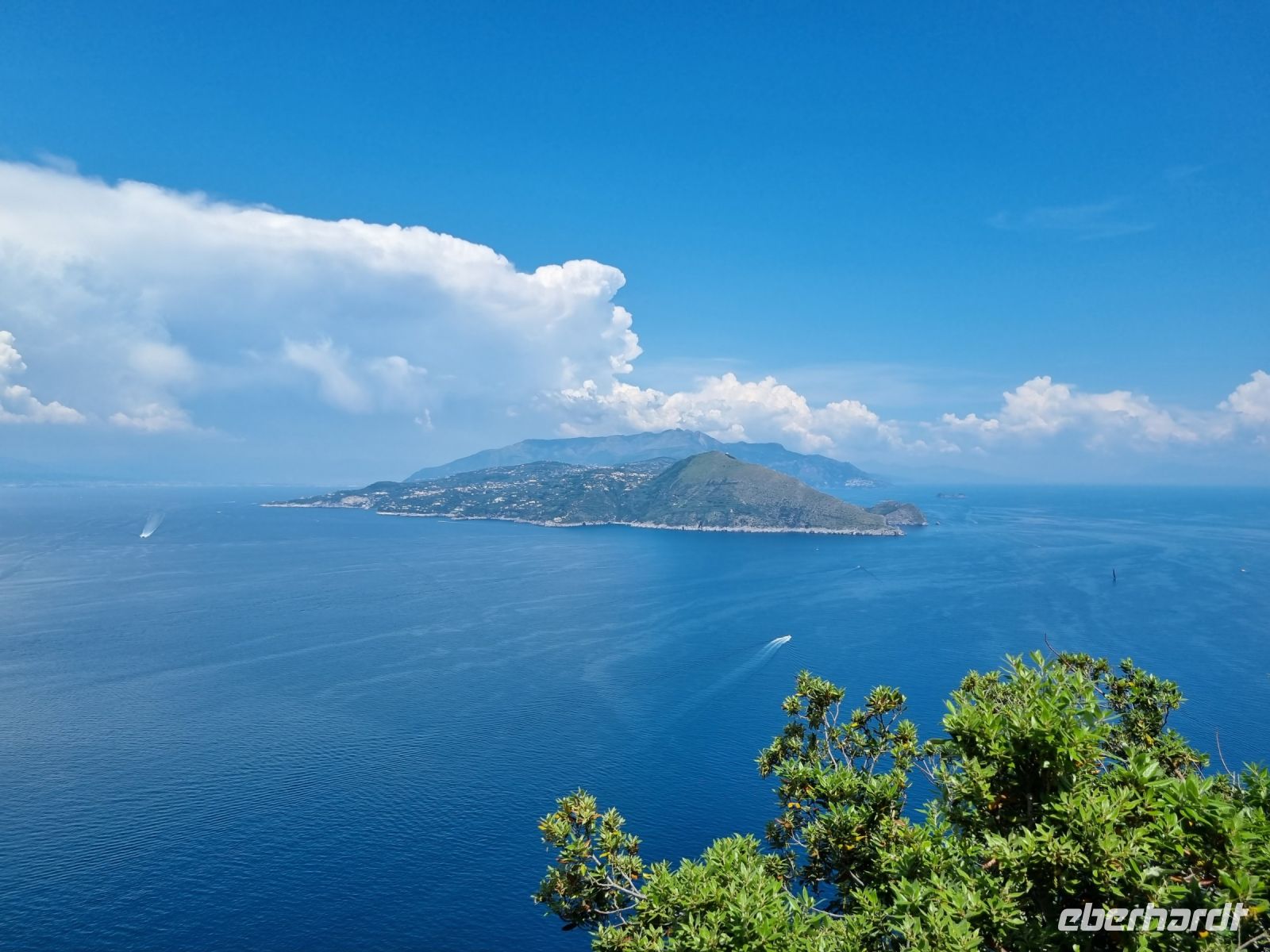 Blick von der Villa Jovis auf das Festland 