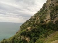 Serpentinenstraße an der Amalfiküste