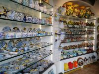 Porzelan Ladenm mit Souvenirs