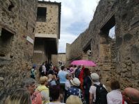 eine lange Schlange ins Lupanarium, Pompej