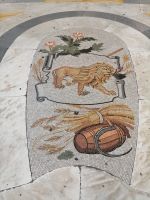 Sternzeichen in der Einkaufspassage Galerie Umberto I, Altstadt von Neapel