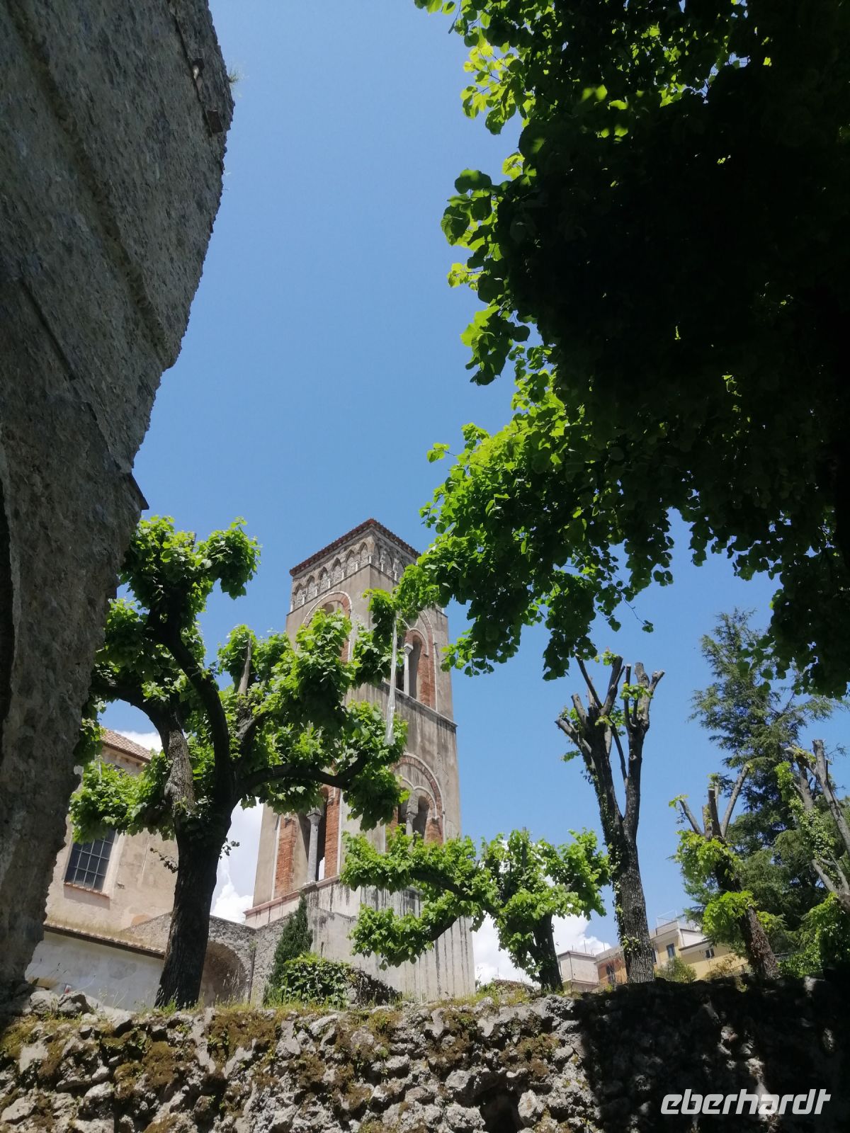 Blick auf den Glockenturm von der Villa Rufolo, Ravello