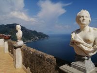 wunderschöne Terrasse der Villa Cimbrone, Ravello