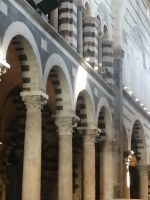 Säulengang im Dom von Pisa
