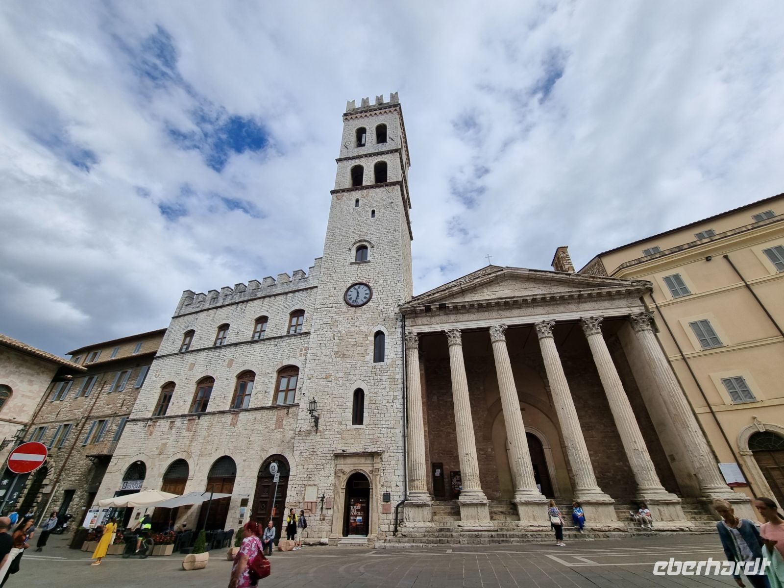Assisi - Kiche Santa Maria sopra Minerva