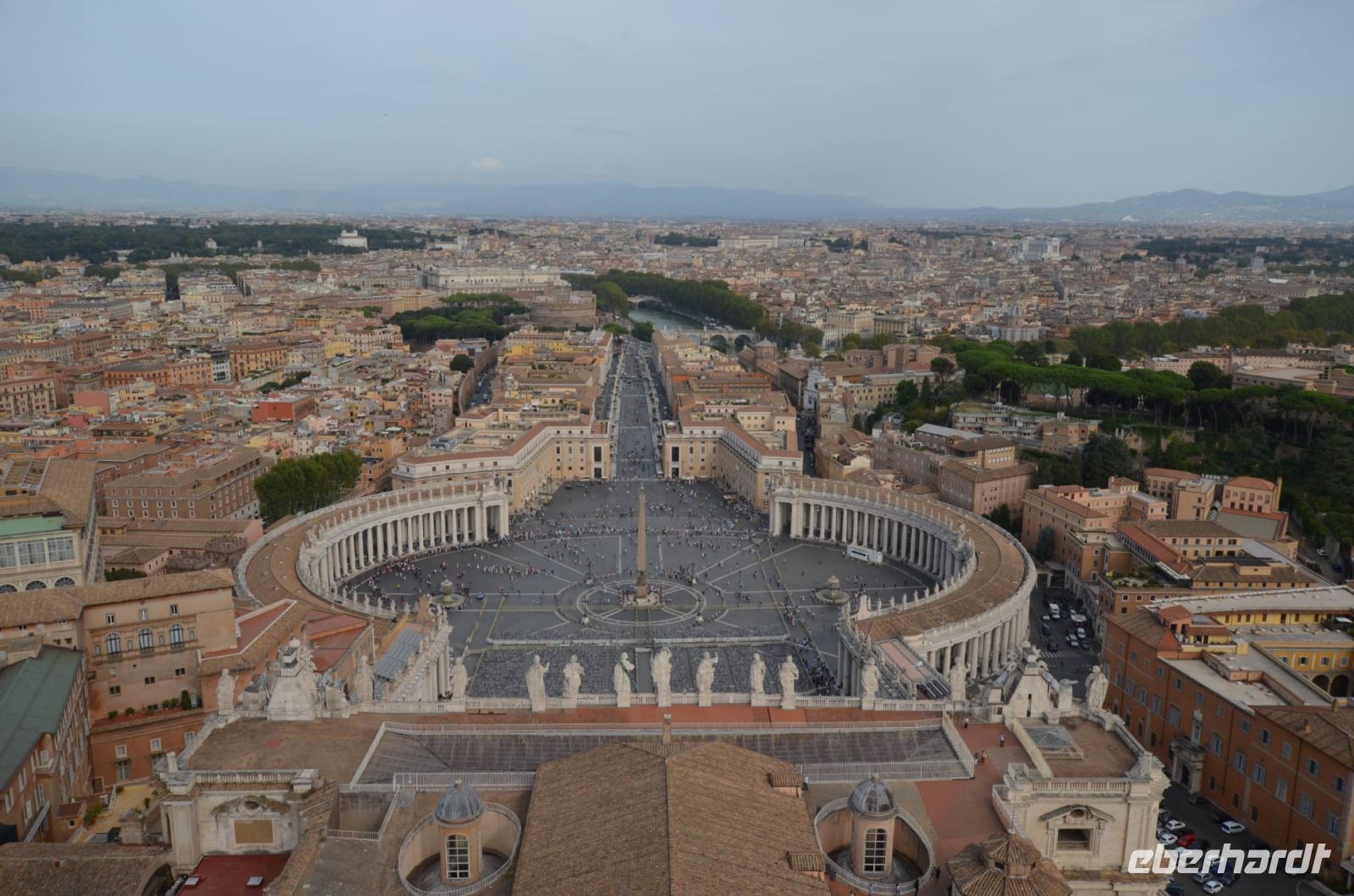 Blick vom Petersdom auf Rom