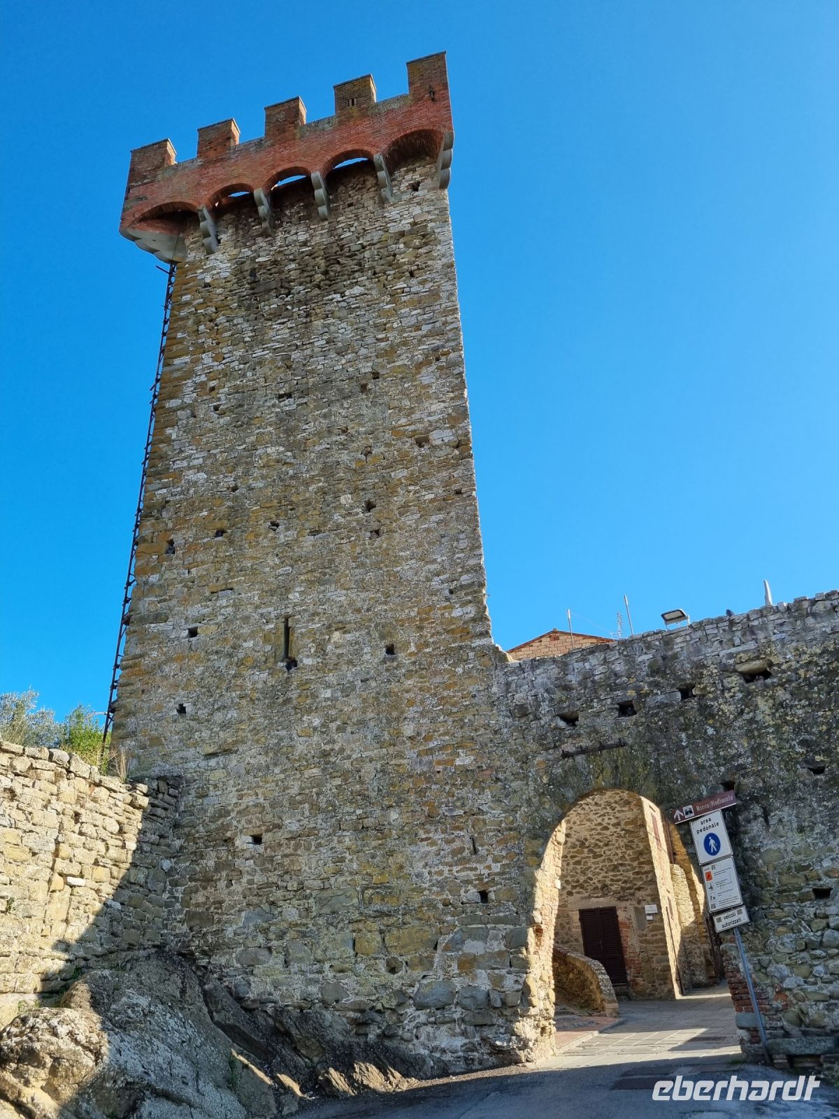 Trasimenischer See - Passignano sul Trasimeno (Torre triangolare)