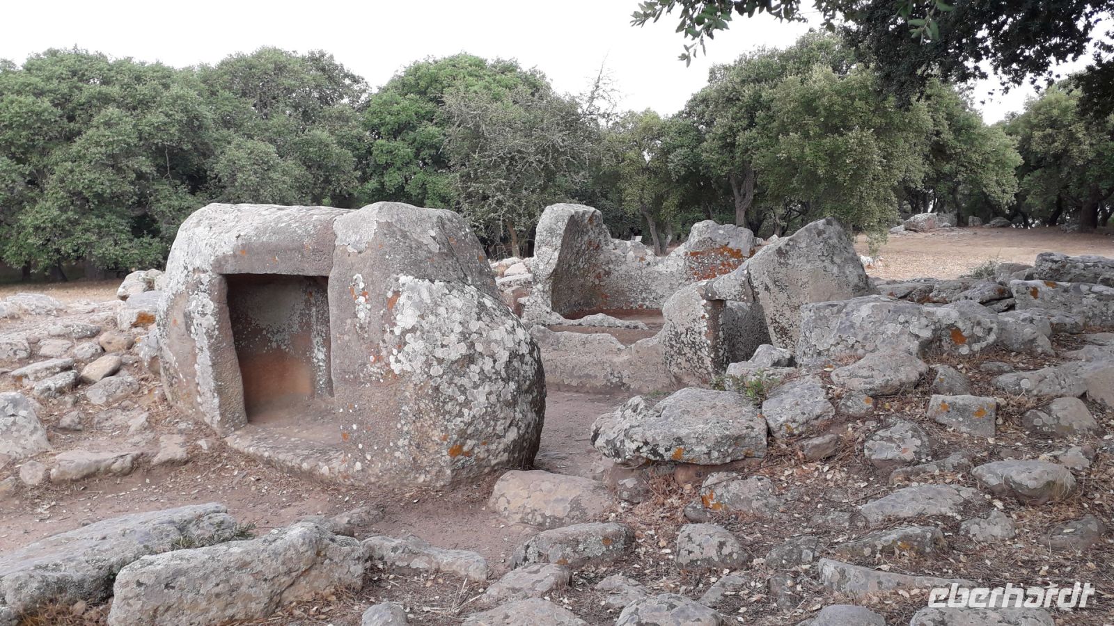 Gräber / Pranu Muttedu