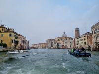 Venedig - Fahrt mit dem Vaporetto durch den Canal Grande 