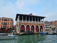 Venedig - Fahrt mit dem Vaporetto durch den Canal Grande (Rialto-Markt)