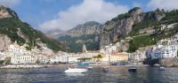 Amalfi vom Boot aus gesehen