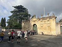 Rom: Anstehen am Schlüsselloch-Blick